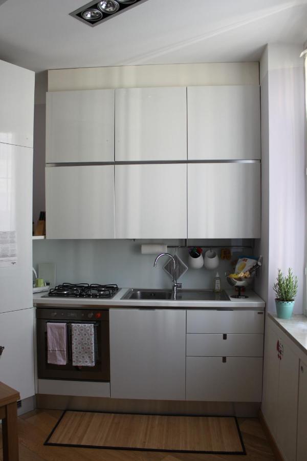 Apartment Squisito In Stabile Vecchia Mailand